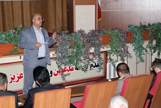 حمایت از تولیدکننده و مصرف‌کننده وظیفه اصلی جهادکشاورزی است