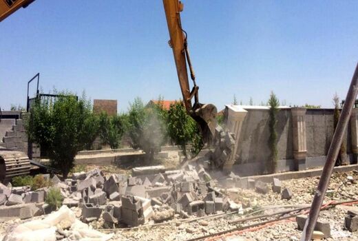 قلع و قمع  24 مورد ساخت وساز غیر مجاز در اراضی زراعی و باغ های استان خراسان شمالی