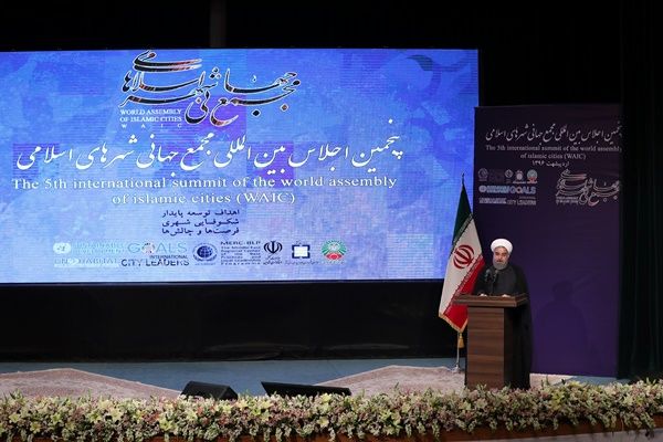 تأمین هزینه‌های شهر از مسیرهای نادرست مانند تراکم‌فروشی، فروش حقوق مردم و نسل‌ها است