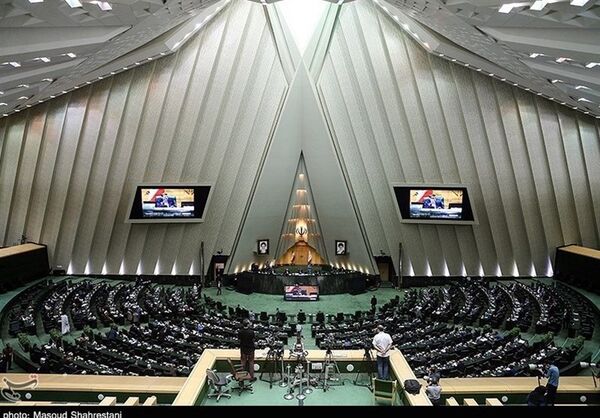 وزیر جهادکشاورزی با استمهال تسهیلات کشاورزان استان کردستان موافقت کرد