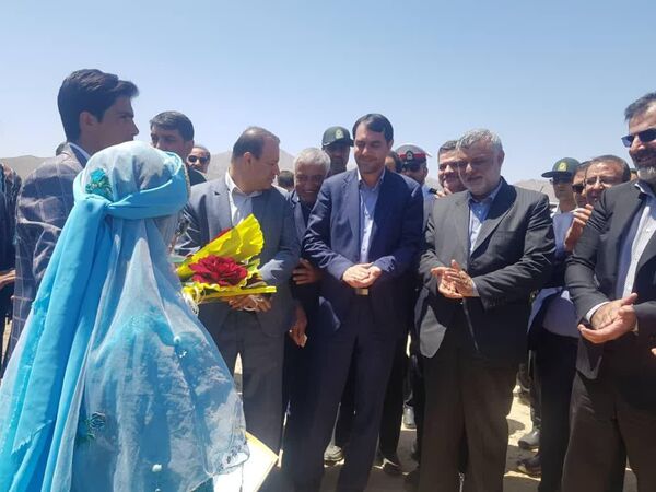 عملیات اجرایی احداث مجتمع گلخانه ای 5 هکتاری در شهرستان بوانات 