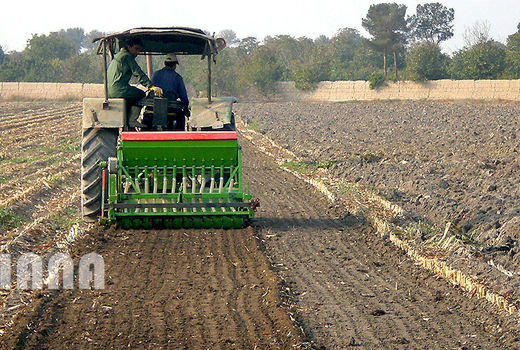 ضریب مکانیزاسیون کشاورزی تا پایان سال به ۲ اسب بخار در هکتار می‌رسد