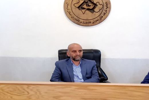 بررسی و تصمیم گیری های لازم در خصوص رفع موانع و مشکلات دامداران استان