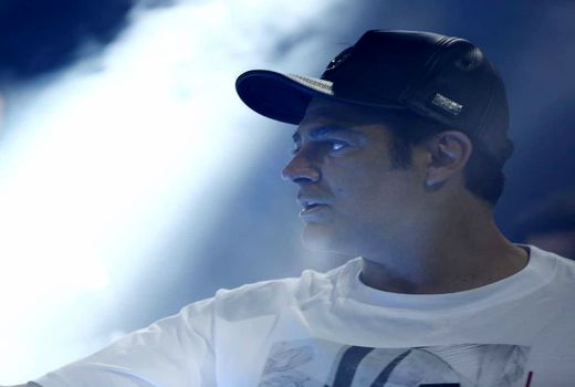 «برنده باش» با اجرای گلزار مقابل دوربین می‌رود