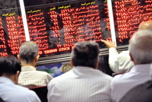 موج بازار ارز به بازر سهام می‌رسد 