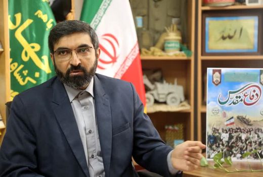 از دیدار با خانواده شهدا تا برپایی نمایشگاه مهندسی رزمی در هفته دفاع مقدس