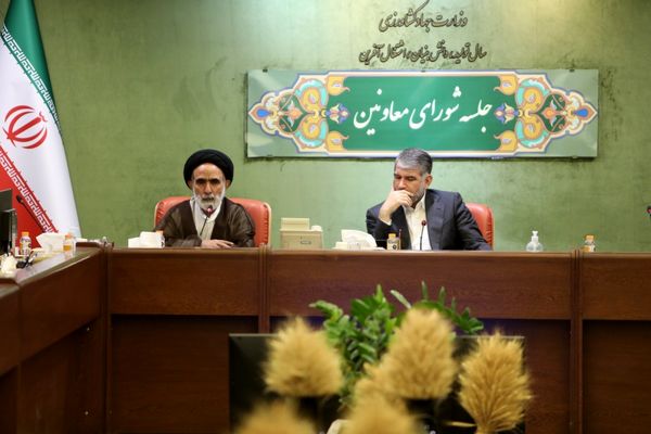 لزوم تلاش مضاعف برای خدمت به مردم و پیشبرد اهداف کشور