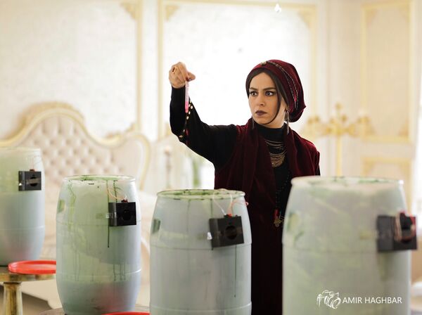  تینا پاکروان به فیلم «بی‌وزنی» پیوست