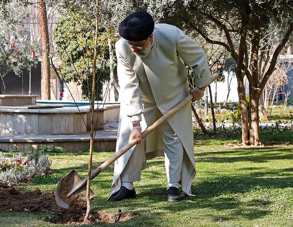 بسیاری از اراضی ملی را به بیتالمال برگرداندیم