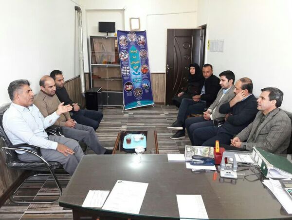 بازدید سرزده مدیرکل دامپزشکی استان از شبکه دامپزشکی شهرستان کیار 