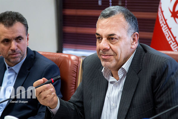 کالا و مصالح خارجی دارای تولید مشابه داخلی نخرید