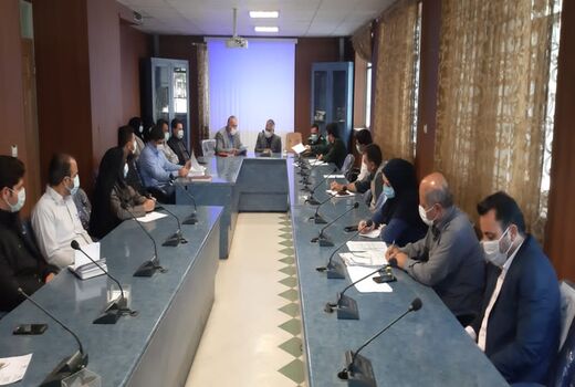 برگزاری نشست رفع موانع و محدودیت‌های تولید محصولات کشاورزی در تاکستان