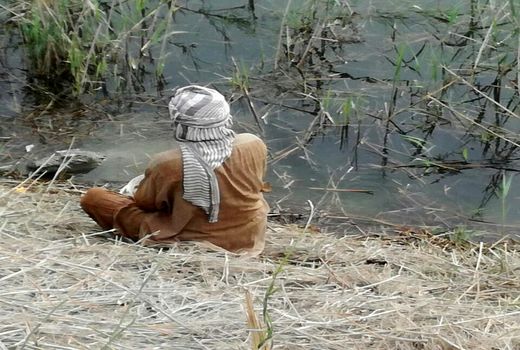 آب کشاورزی‌ام را قطع کردم که گاندوها زنده بمانند