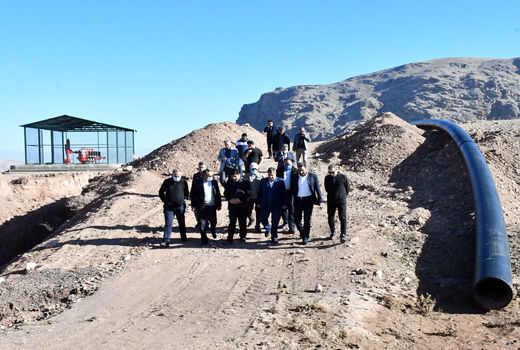 رئیس سازمان جهادکشاورزی آذربایجان شرقی از افتتاح فاز اول شبکه آبیاری اراضی دشت یکانات تا یک ماه آتی خبر داد