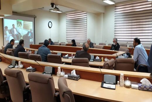 مبارزه با آفت ملخ صحرایی در 46 هزار هکتار  از اراضی 6 استان جنوبی کشور