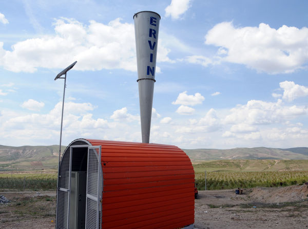 استقرار ۵۰ سامانه ضدتگرگ در باغ های آذربایجان‌شرقی