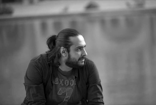  در «چشم انداز میان ۲ تاریکی» 3 سال تئاتر ببینید