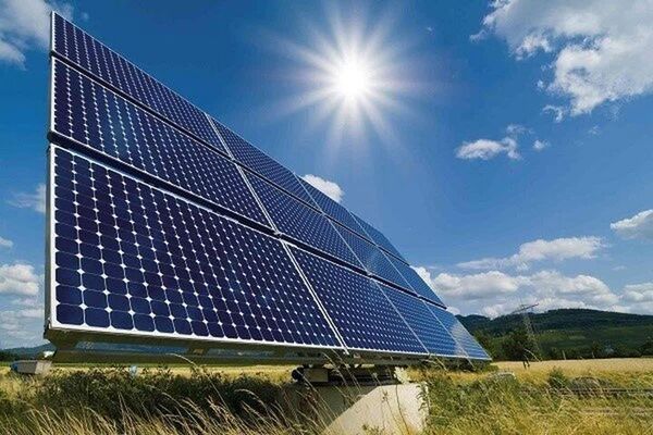 تسریع واگذاری اراضی ملی برای احداث نیروگاه خورشیدی در اراضی آذربایجان غربی