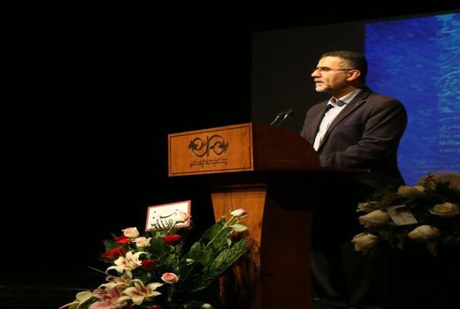 امروز کشورهای منطقه قصد دارند انتقام تاریخی خود را از ما بگیرند