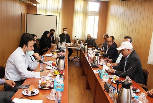 کمک به  حل مشکلات بخش کشاورزی با توسعه فناوری های زیستی و نانو