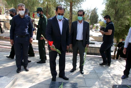 تجدید میثاق رئیس ، معاونین ، مدیران و کارکنان سازمان جهاد کشاورزی استان لرستان با آرمان های بزرگ انقلاب اسلامی