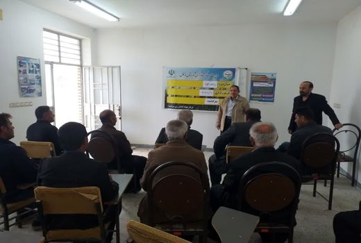 برگزاری دوره آموزشی مهارتی زراعت کلزا در دزفول