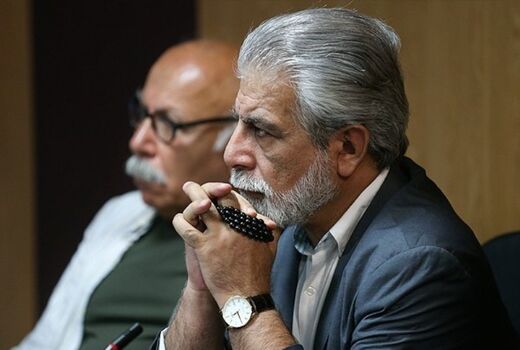  با اکران فیلم خارجی مخالف نیستم، به شرطی که بدانم پولش به جیب چه کسی می رود