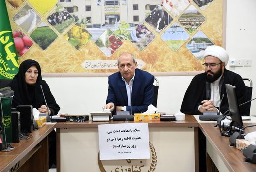 نقش کلیدی بانوان شاغل در بخش کشاورزی در پیشرفت و تحول کشاورزی آذربایجان شرقی 