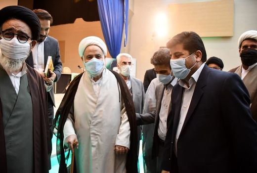  قرآن باید محور کارها باشد/  قبولی نماز پیش زمینه قبولی طاعات دیگر است