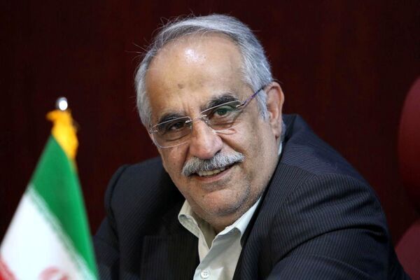 90 نماینده خواهان استیضاح کرباسیان شدند