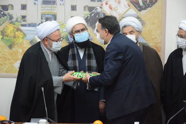 تجلیل از اعضای برگزیده کمیته روستایی و عشایری ستاد دهه فجر 1400 استان آذربایجان شرقی 