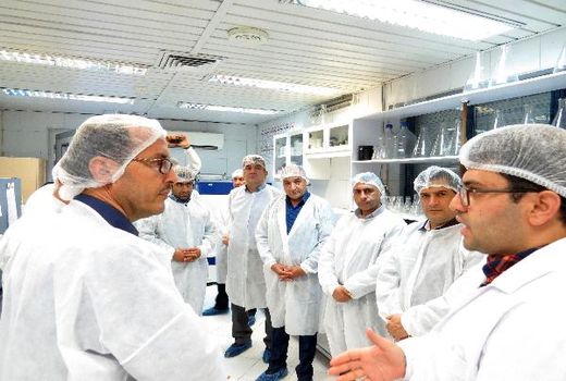 ضرورت ورود دانش فنی و تکنولوژی‌های نوین به صنعت تولید فرآورده‌های بیولوژیک و دارویی دامپزشکی