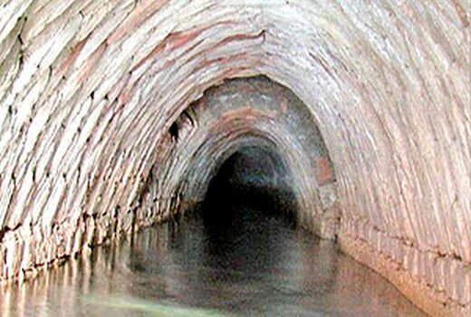آغاز مرمت و لایروبی قنوات آباده
