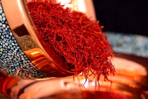 صادارات ۴.۶ میلیون دلاری زعفران ایران به امارات/ سهم ناچیز بسته‌بندی خرد تجارت طلای سرخ 