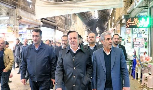 استاندار قزوین در بازار سنتی: بررسی وضعیت عرضه کالاها و قیمت‌ها