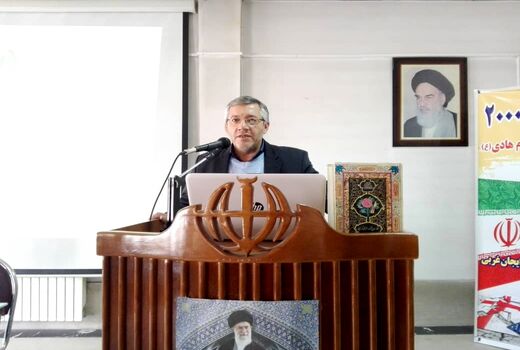 تعاون روستایی در پیشانی خدمت به کشاورزان و روستاییان قرار دارد