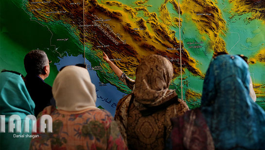 گردشگران نوروزی موزه ایران باستان و موزه مقدم