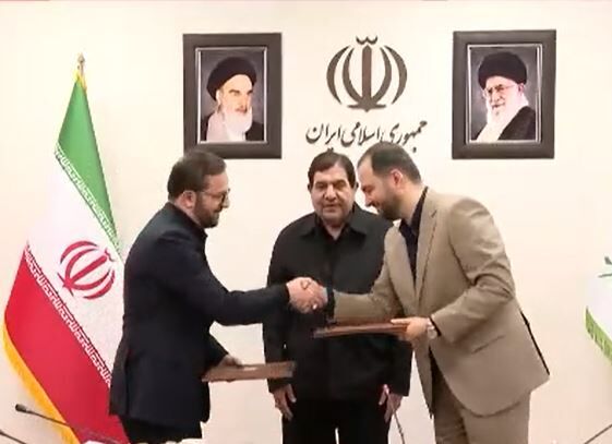 بانک کشاورزی و «بنیاد ایران پیشرفته» تفاهم نامه همکاری امضا کردند