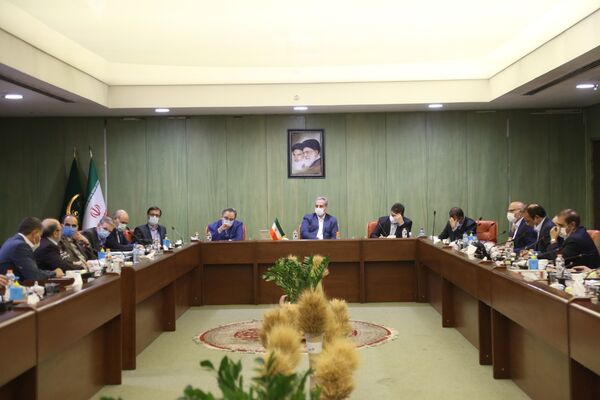 ارز صادرات محصولات کشاورزی برای تامین نهاده‌ها تخصیص یابد / آمادگی ارائه خدمات مراکز مهندسی و آزمایشگاهی به سرمایه‌گذاران کشاورزی قراردادی