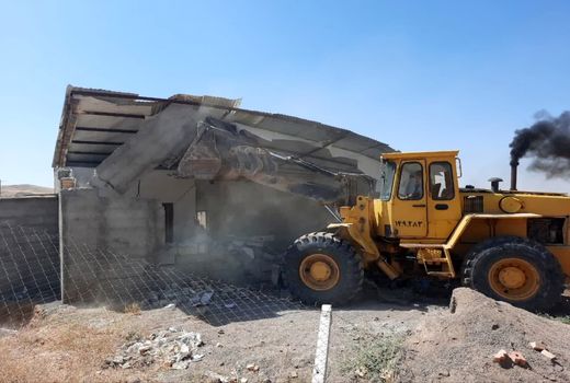 آزاد سازی بیست هکتار از اراضی زراعی و باغی شهرستان بستان آباد