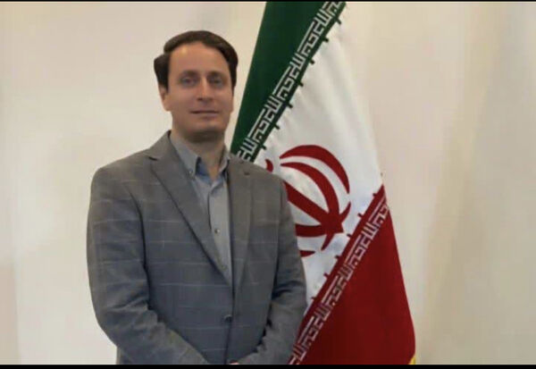 ایثار و وطن‌دوستی از ایرانیان مردمانی با صلابت ساخته است / نوروز نماد امید و پیروزی 