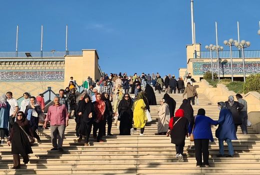  دو میلیون نفر از پنجمین نمایشگاه روستا و عشایر  بازدید کردند