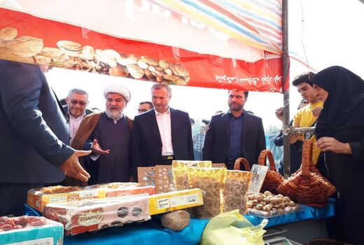 حمایت از کشاورزان و آموزش آن‌ها برای کاهش مصرف آب 