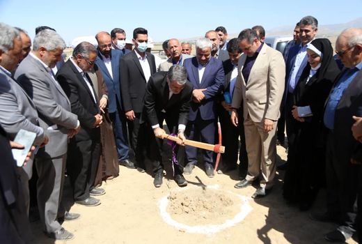 کلنگ زنی میدان تره بار شهرستان شبستر (شند آباد) توسط وزیر جهاد کشاورزی