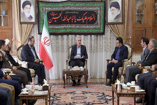 سازمان دامپزشکی مسئولیت سنگینی در زمینه سلامت و امنیت غذایی مردم بر عهده دارد