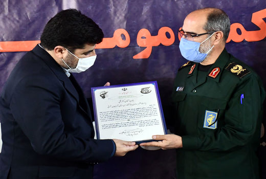 تجلیل فرمانده سپاه عاشورا از مهندس فتحی به دلیل مشارکت سازمان در مرحله نهم رزمایش مواسات و همدلی کمک مومنانه
