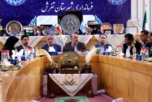تفاهم‌نامه خواهرخواندگی «تفرشی‌دوزی» و «خامه‌دوزی» به امضا رسید