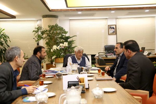 لزوم سرمایه‌گذاری و تلاش برای توسعه کشاورزی آذربایجان غربی