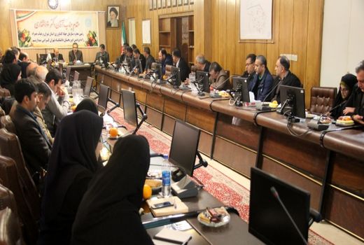 وجود 30درصد گلخانه‌های کشور در استان تهران 