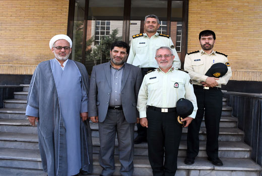 تجلیل سردار عبدی فرمانده انتظامی استان آذربایجان شرقی از مهندس فتحی 